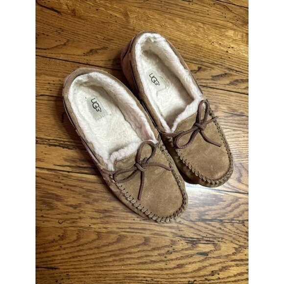 UGG Australia Alena Women's Suede Slippers - Chestnut, Size 8 - Picture 1 of 6